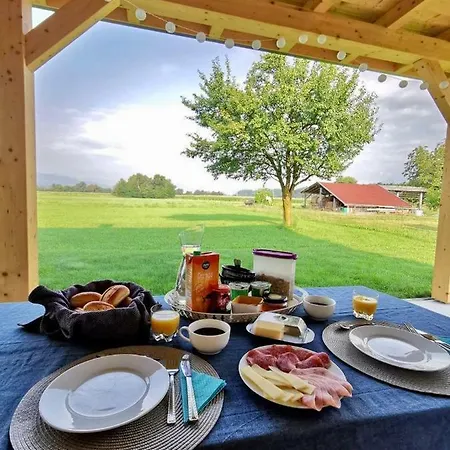 Гостевой дом Woodhouse Брезье