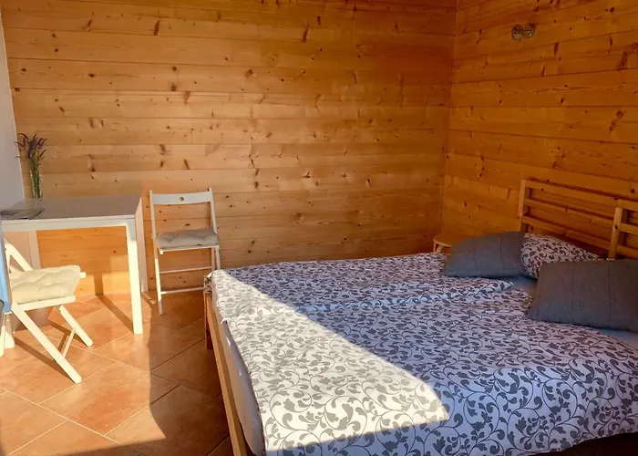 Woodhouse بيت ضيافة براجيا